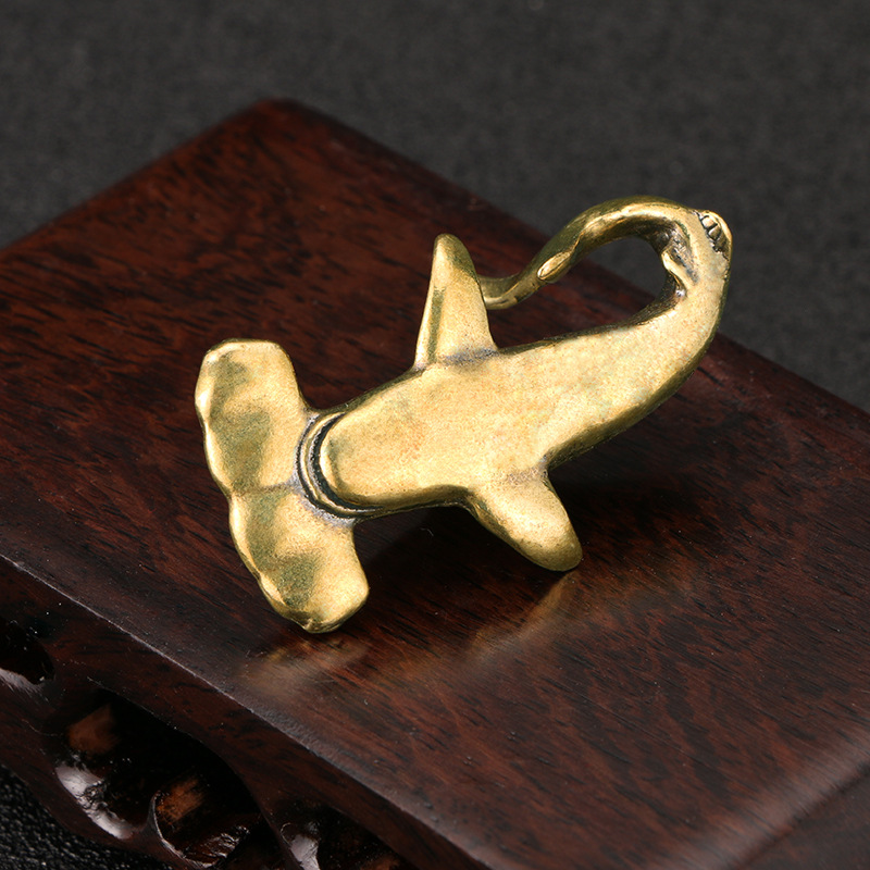 Hammerhead Shark Brass Desk De - Retro Gaming Decor 评论和价格