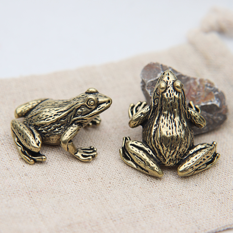Metal Brass Frog Miniature Fig - Retro Gaming Decor 评论和价格